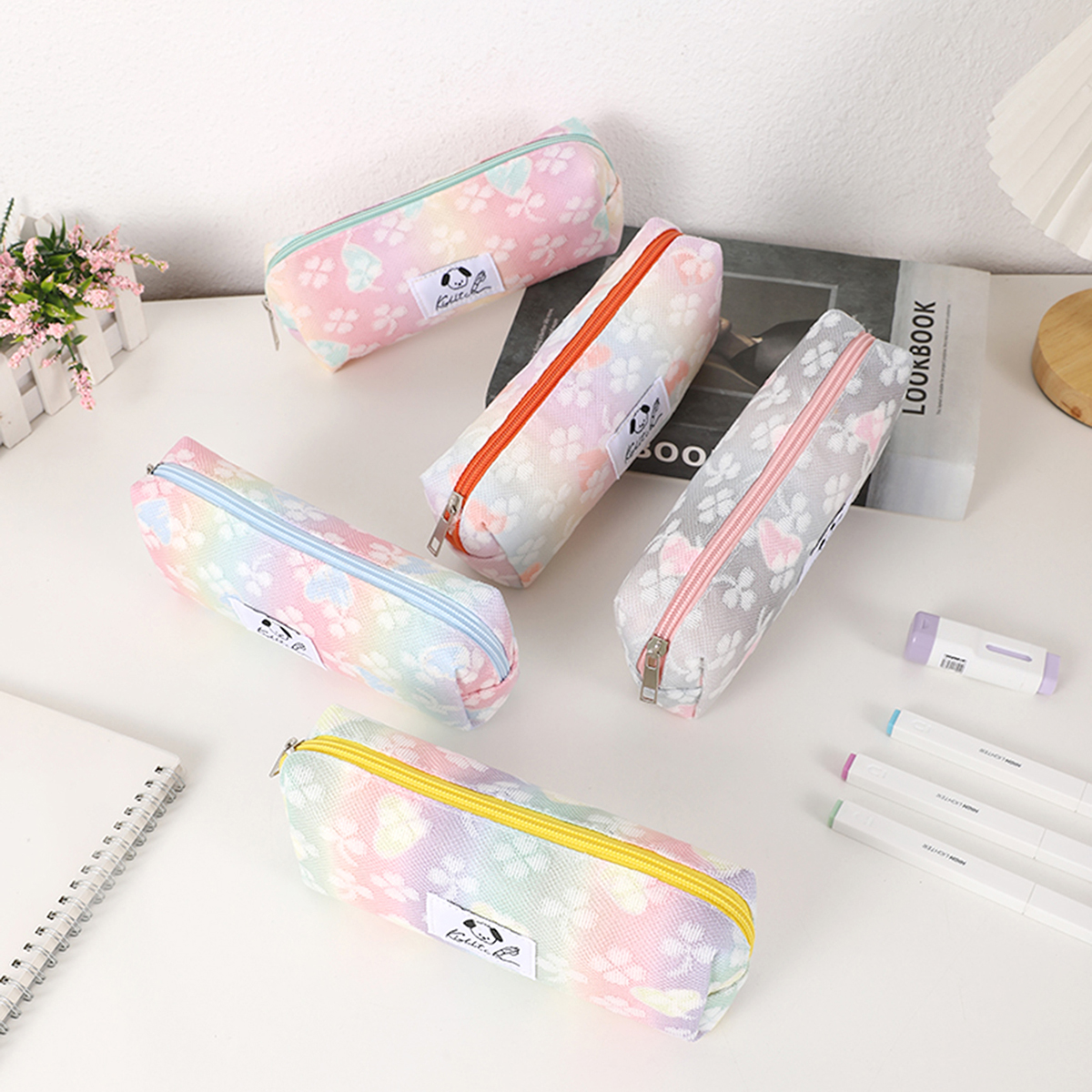 Stationery Office And School Supply Stores - Moda Gradyanlı Tek Katmanlı Kalem Kutusu,